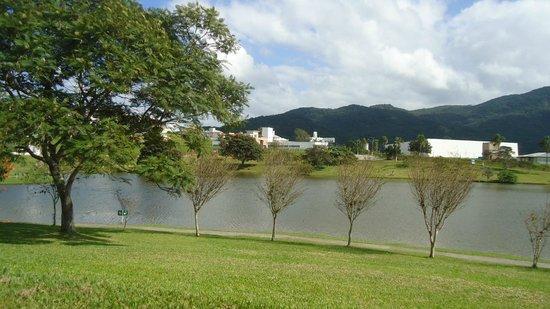Passeio Pedra Branca - Praça