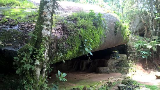 Gruta dos Crioulos