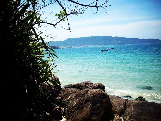 Praia das Bombas