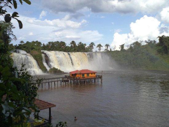 Cachoeira Salto das Nuvens
