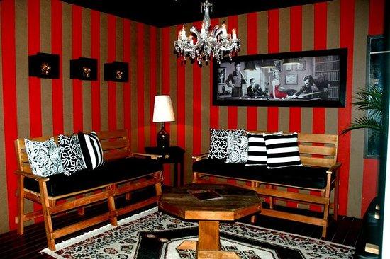 All In Lounge