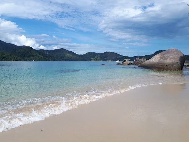 Praia Da Ilha Do Pelado