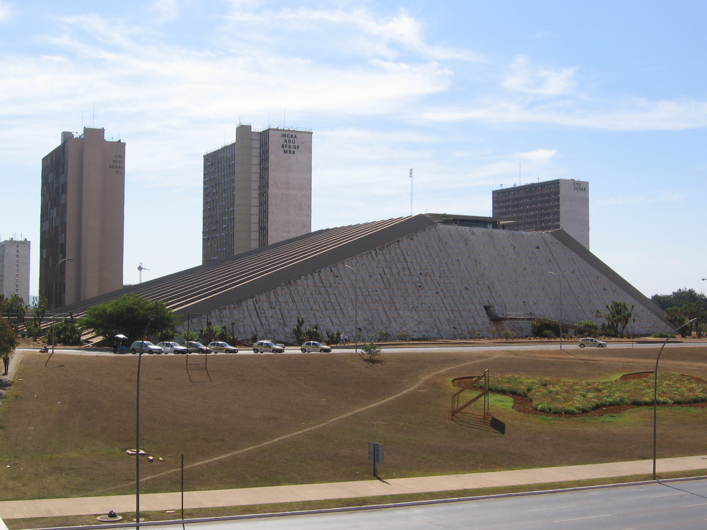 Teatro Nacional Cláudio Santoro